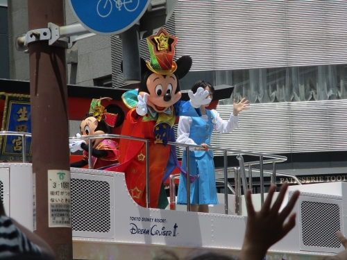 神戸祭り　ディズニーパレード