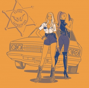 オレンジのベースに紺の線と塗りで描かれたイラスト。アメリカ風の警官のコスチュームのロングヘアの女性二人が銃を手にポーズを取って並んで立っている。背景はパトカー。左上に六芒星のポリスバッジのイメージ。