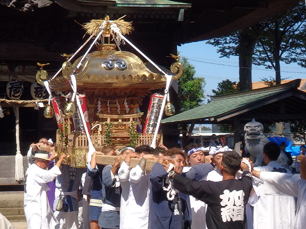 令和5年 神奈川県伊勢原市 高部屋神社例大祭 修復神輿宮出し