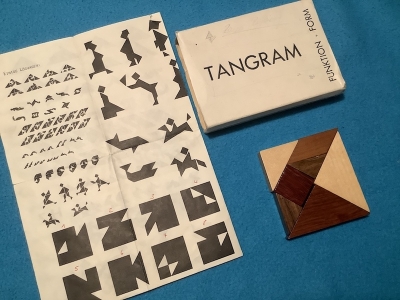 暗くなってからは 試しにTangramをやらせてみました。