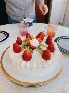 この日はN紀氏のゾロ目の誕生日ということでケーキまで！