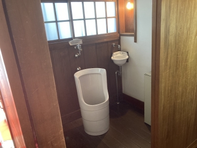 三井家一階のトイレ