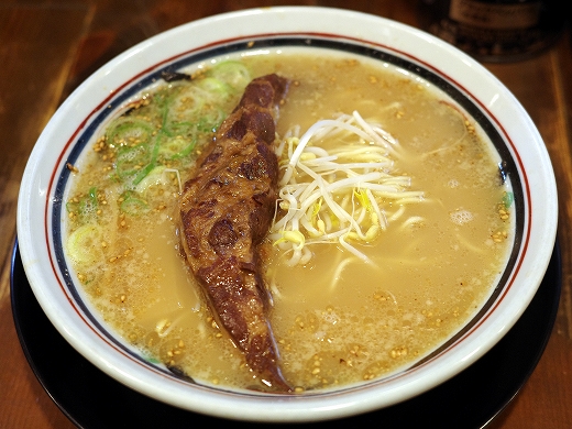 らー麺 大勝・トロこつラー麺